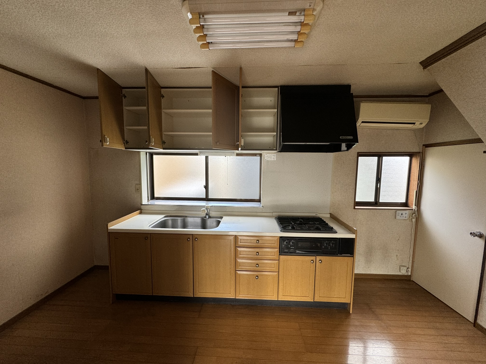 キッチンビフォー写真