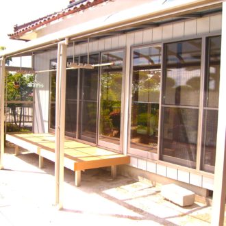 古い木製サッシとテラスをアルミ製に変更【施工事例103】